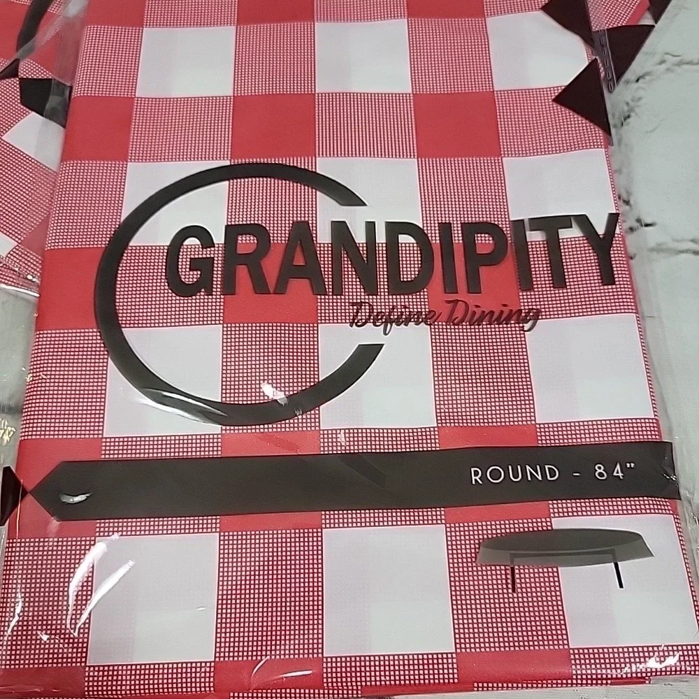 Grandipity Plastic Tablecovers Lot Of 4 Classic Red Gingham BBQ Picnic Round 84